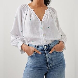 Rails Linen Mariah Top Green Daisy Embroidery  XS coastal contemporary BoHo chic